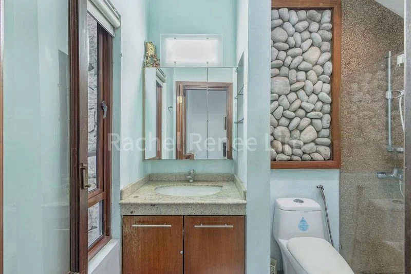 4 Bed Terraced House (Landed) for Sale in  Opera Estate - Image 9