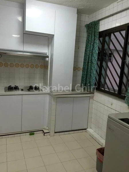 5 Room (5I) HDB for Rent in  238 Jurong East Street 21 - Image 3
