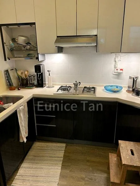 2 Bed Condo for Sale in  Mandarin Gardens - Image 2