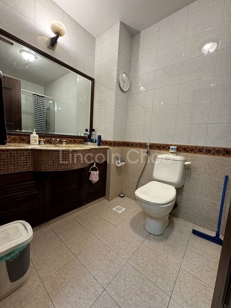 4+1 Bed Terraced House (Landed) for Sale in  Kew Vale - Image 34