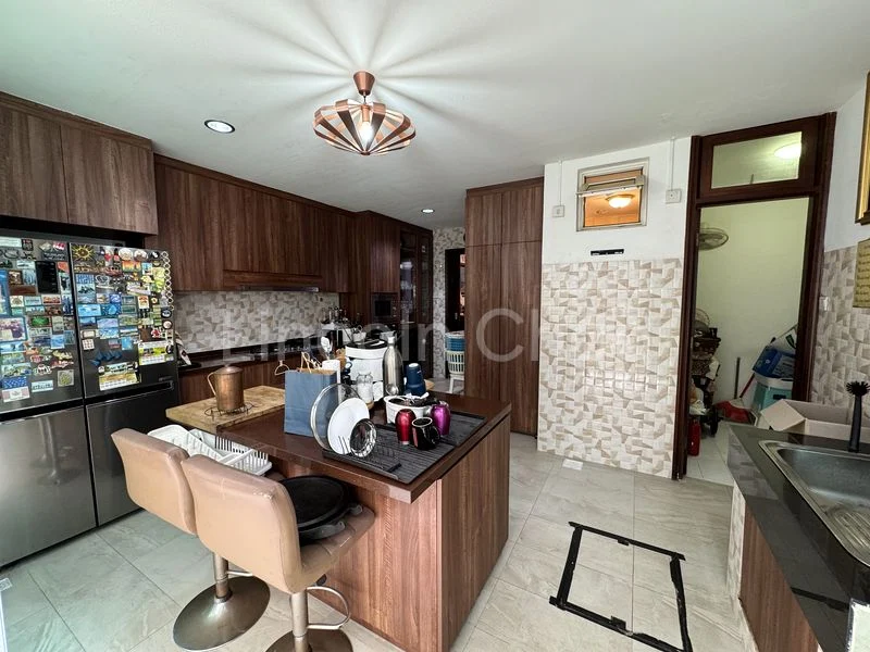 4+1 Bed Terraced House (Landed) for Sale in  Kew Vale - Image 26