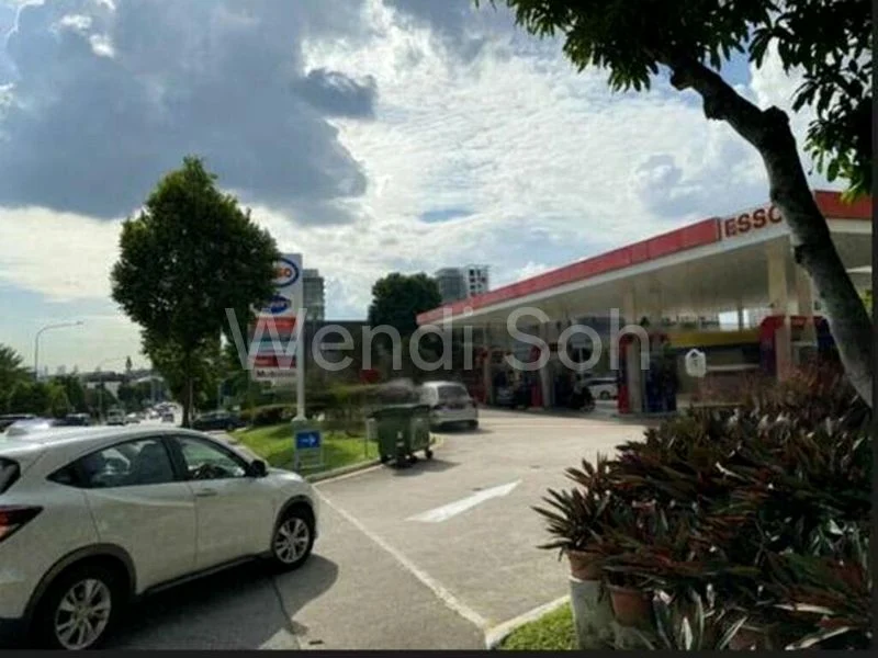 4 Bed Bungalow (Landed) for Sale in  Changi Road - Image 2