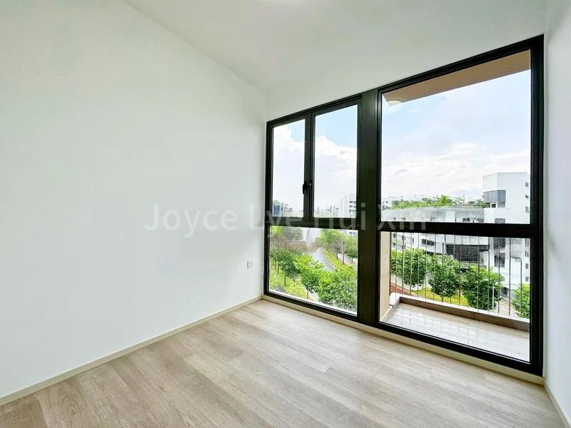 3 Bed Condo for Sale in The Watergardens At Canberra - Image 12