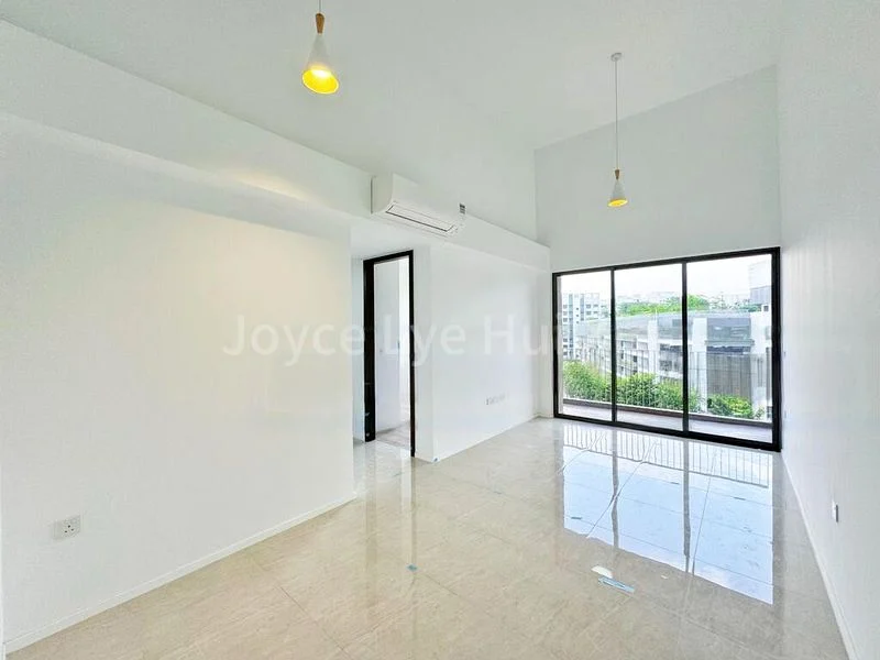 3 Bed Condo for Sale in The Watergardens At Canberra - Image 1