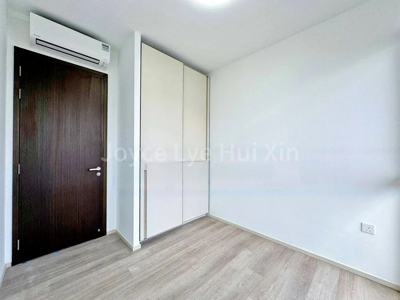 3 Bed Condo for Sale in The Watergardens At Canberra - Image 7