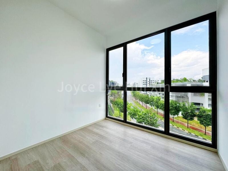 3 Bed Condo for Sale in The Watergardens At Canberra - Image 10