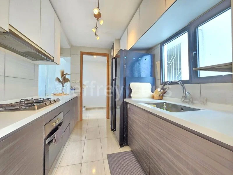 3 Bed Executive Condo for Rent in  Belysa - Image 11