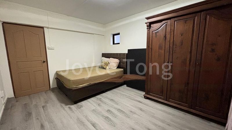 5 Room (5A) HDB for Sale in  555 Jurong West Street 42 - Image 7