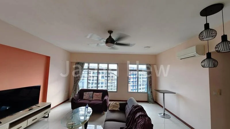 5 Room (5I) HDB for Rent in 674A Yishun Avenue 4 - Image 2