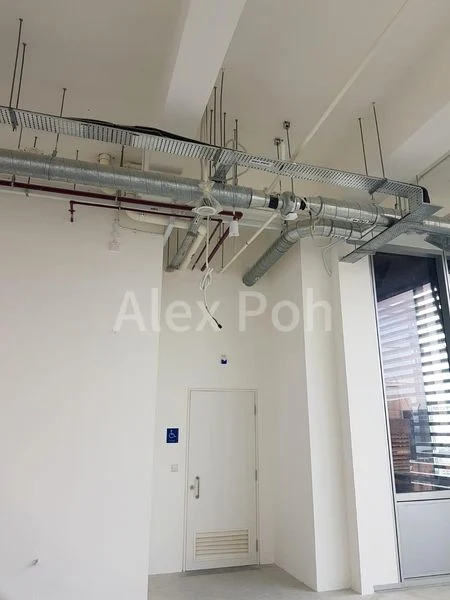 Office for Sale in Oxley Tower - Image 9