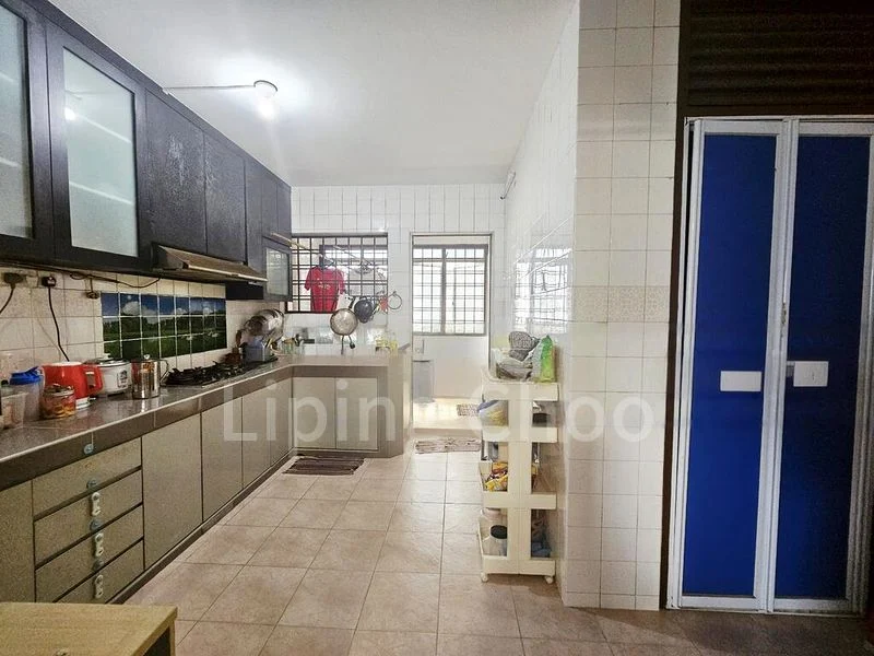 5 Room (5I) HDB for Sale in  732 Jurong West Street 73 - Image 6
