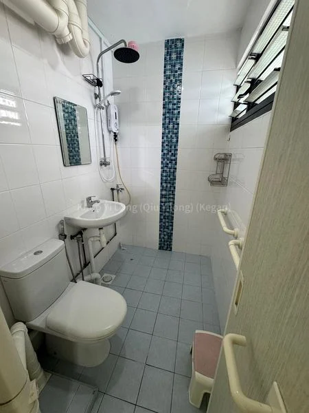 3 Room (3A) HDB for Rent in  265 Yishun Street 22 - Image 4