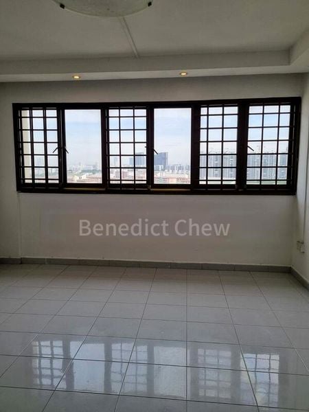 5 Room (5I) HDB for Sale in  724 Clementi West Street 2 - Image 3