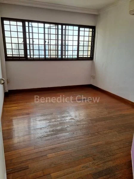 5 Room (5I) HDB for Sale in  724 Clementi West Street 2 - Image 5