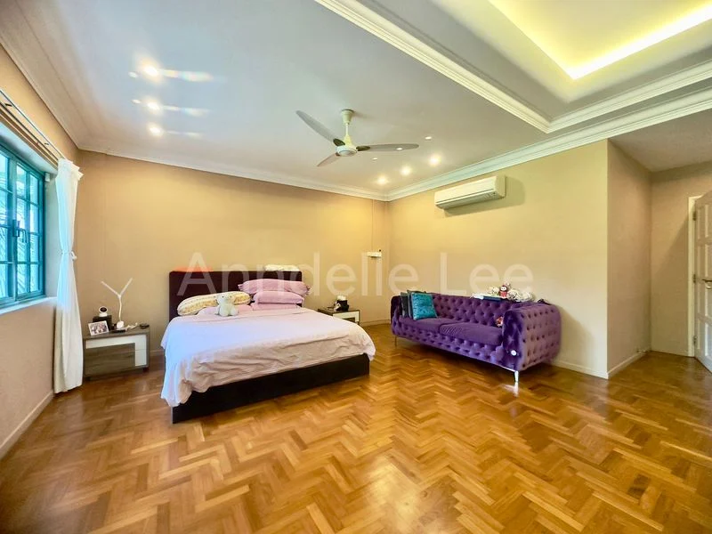 7 Bed Bungalow (Landed) for Sale in Northshore Bungalows - Image 1