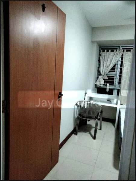 Master Room (HDB) for Rent in  421 Clementi Avenue 1 - Image 4