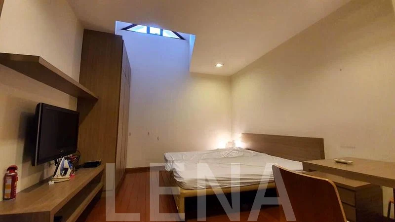 Studio Walk-up Apartment (Condo) for Rent in  Hoot Kiam Mansion - Image 2