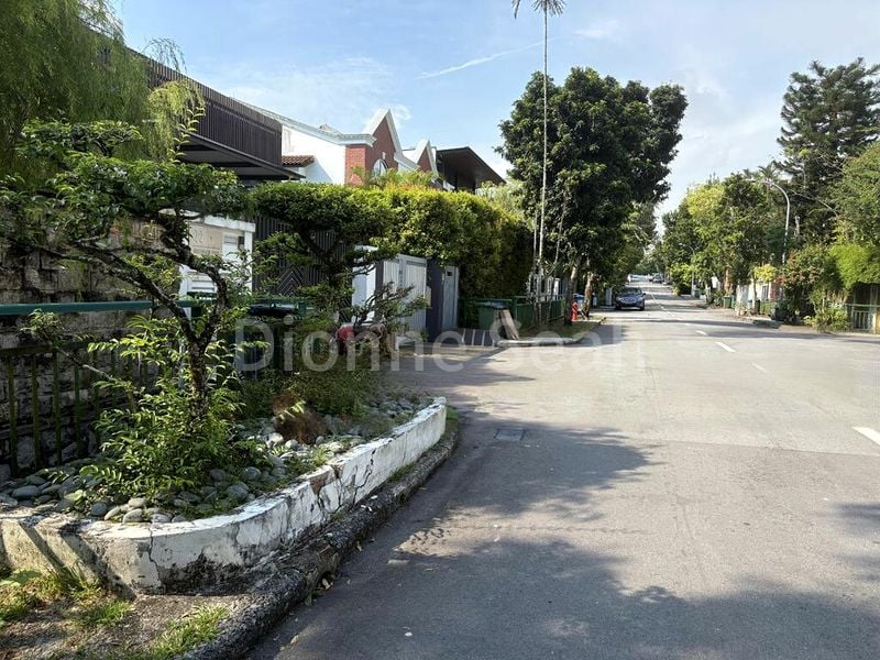 7 Bed Bungalow (Landed) for Sale in  Greenbank Park - Image 7