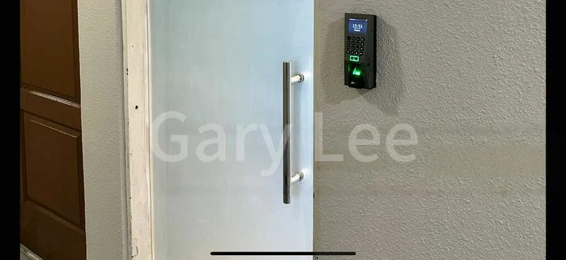 Office for Rent: Thong Chai Building - Image 5