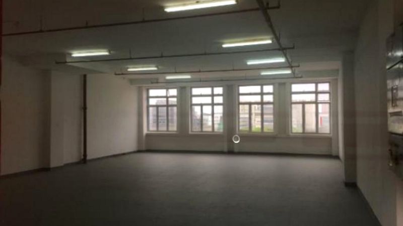 Factory / Workshop (B2) for Sale: Richfield Industrial Centre - Image 2