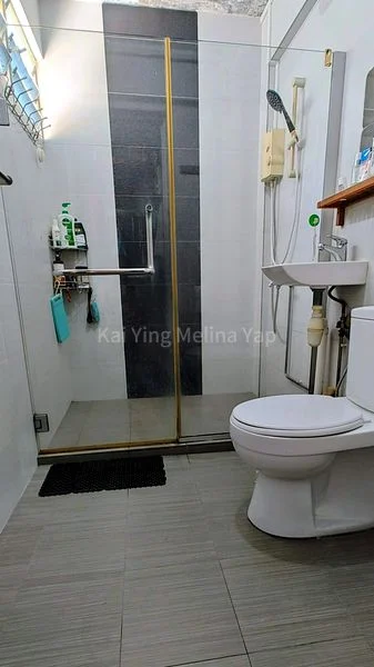 5 Room (5I) HDB for Sale in 167 Yishun Ring Road - Image 9