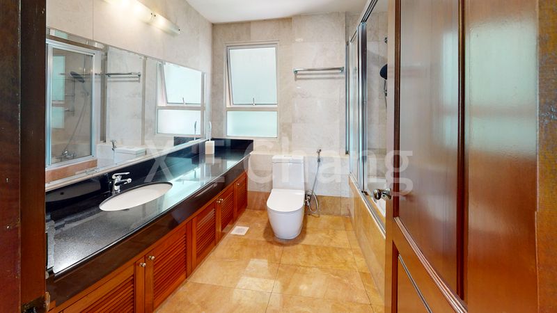 4+1 Bed Condo for Rent in  Pepys Hill Condominium - Image 14