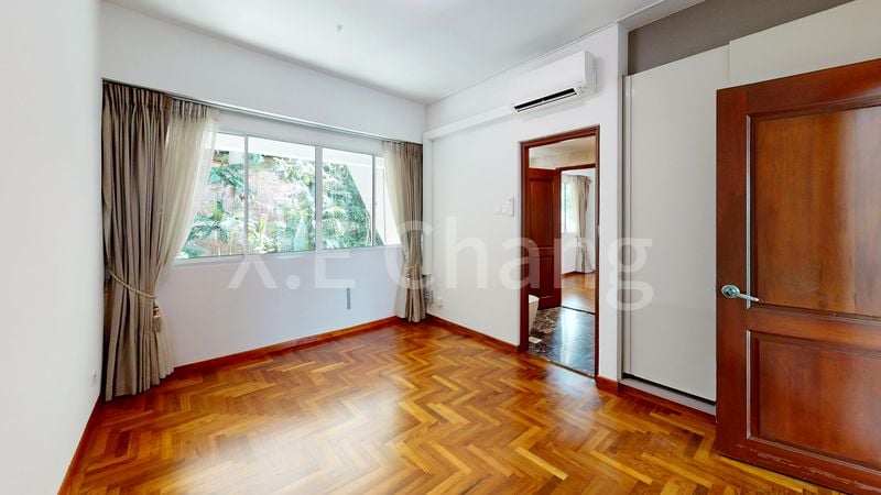 4+1 Bed Condo for Rent in  Pepys Hill Condominium - Image 8