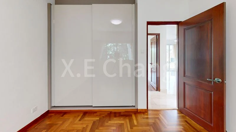 4+1 Bed Condo for Rent in  Pepys Hill Condominium - Image 10