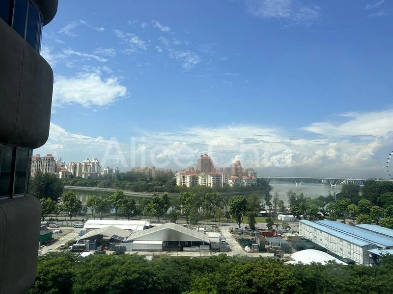 Office for Rent: Golden Mile Tower - Image 1