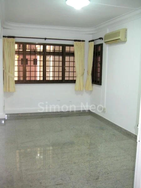 5 Room (5I) HDB for Rent in  350 Ang Mo Kio Street 32 - Image 1