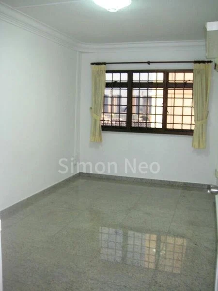 5 Room (5I) HDB for Rent in  350 Ang Mo Kio Street 32 - Image 2
