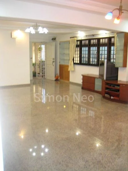 5 Room (5I) HDB for Rent in  350 Ang Mo Kio Street 32 - Image 3