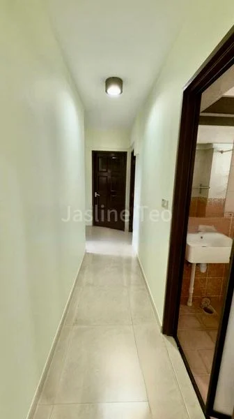 4 Room (4A) HDB for Rent in  461 Clementi Avenue 3 - Image 8