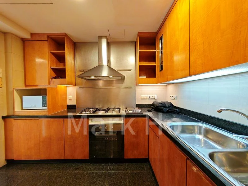 4 Bed Apartment (Condo) for Rent in  Grange 70 - Image 7