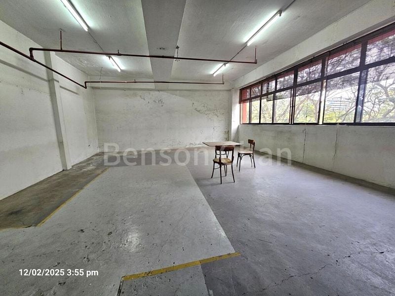 Warehouse for Rent: Yi Xiu Factory Building - Image 4