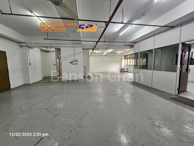 Warehouse for Rent: Yi Xiu Factory Building - Image 8