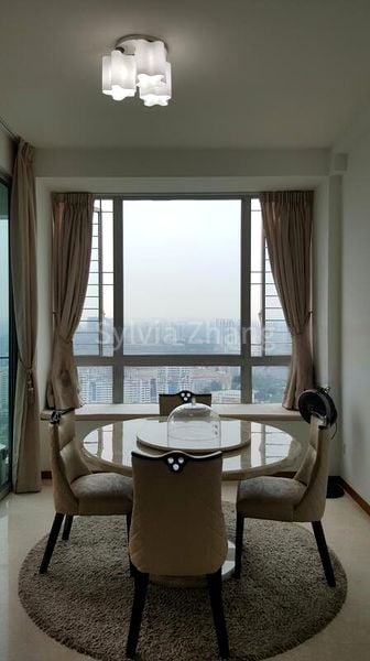 5 Bed Condo for Rent in  Clover By The Park - Image 2
