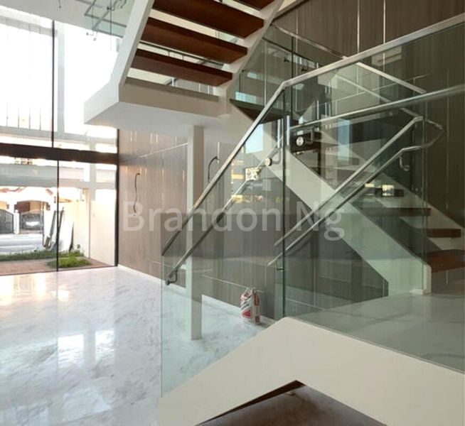 5 Bed Semi-Detached House (Landed) for Sale in Bedok Avenue - Image 7