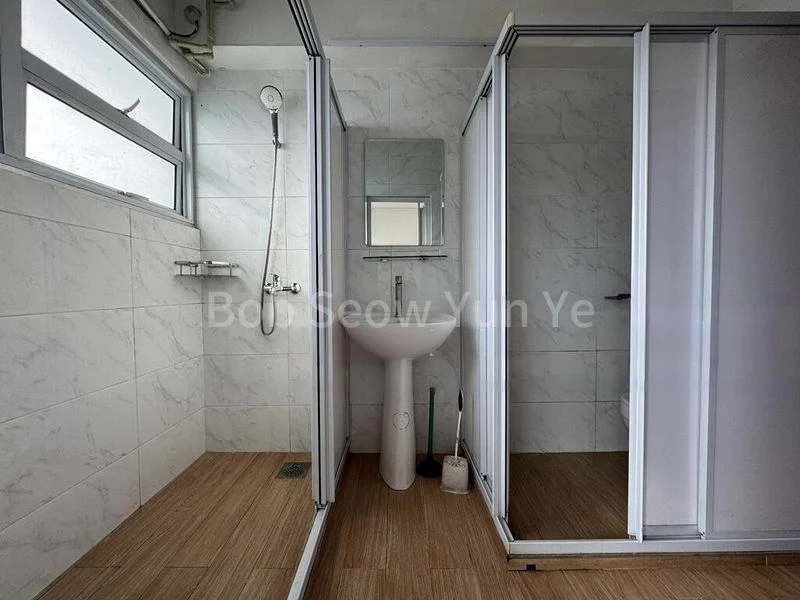 3 Bed Apartment (Condo) for Rent in  Bukit Timah Plaza - Image 4