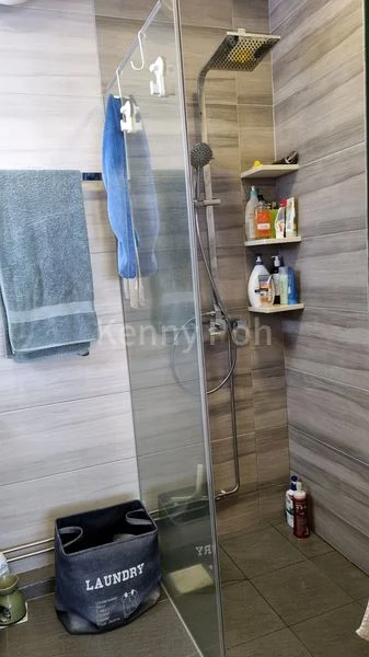 Executive HDB for Sale in  495E Tampines Street 43 - Image 9