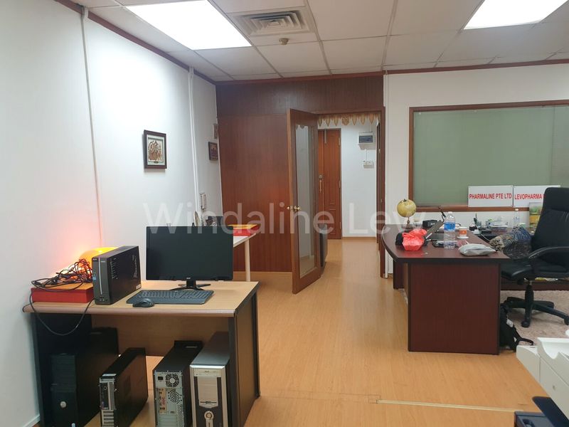 Office for Rent in  Tong Eng Building - Image 3