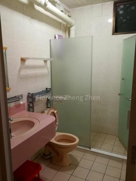 5 Room (5A) HDB for Rent in  281 Toh Guan Road - Image 1