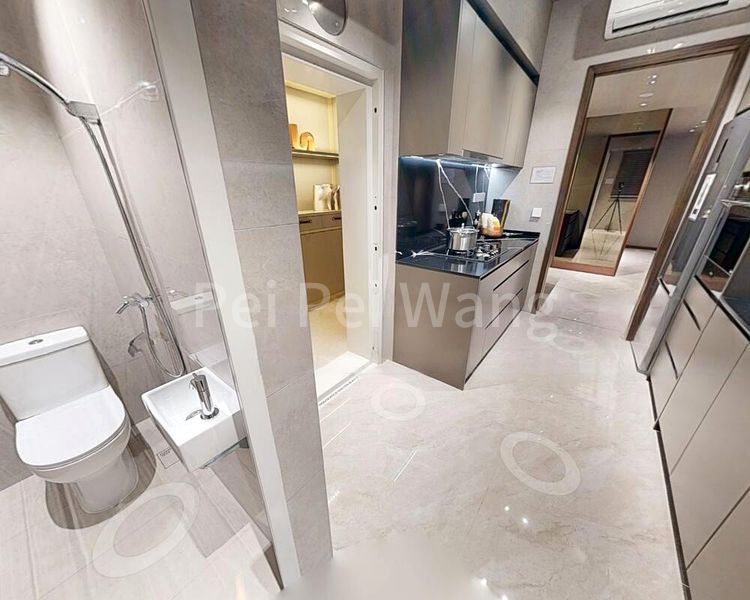 3 Bed Apartment (Condo) for Sale in  Marina Gardens Drive - Image 9