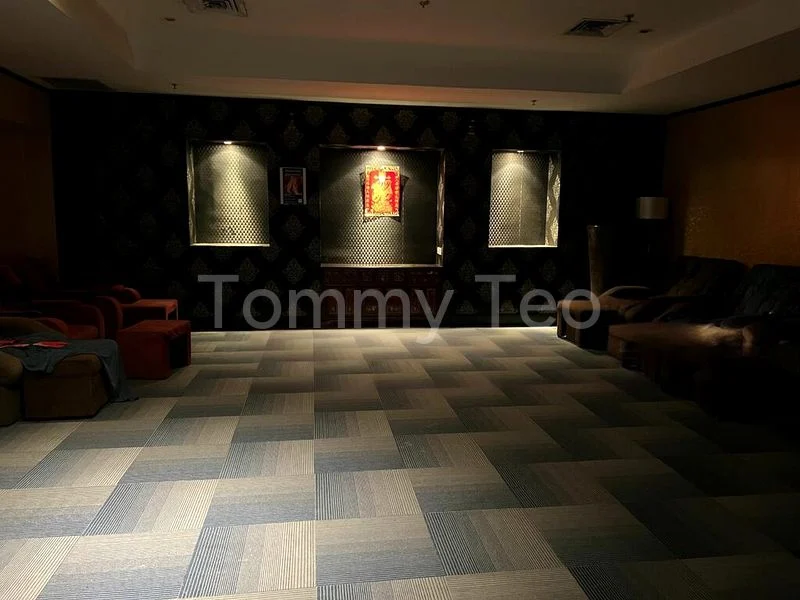 Shop / Shophouse for Rent: Roxy Square Shopping Centre - Image 6