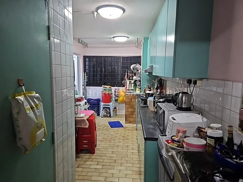 4 Room (4S) HDB for Sale in  251 Yishun Ring Road - Image 5