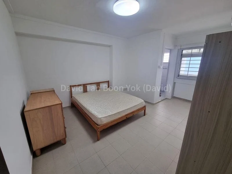 5 Room (5I) HDB for Rent in 194 Pasir Ris Street 12 - Image 3
