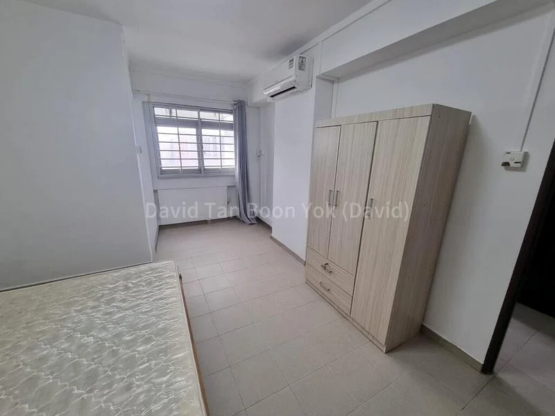 5 Room (5I) HDB for Rent in 194 Pasir Ris Street 12 - Image 4