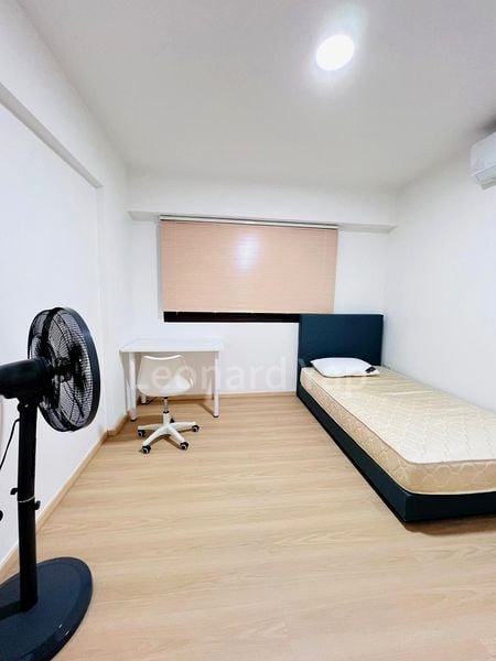 Common Room (HDB) for Rent in  589B Montreal Drive - Image 2