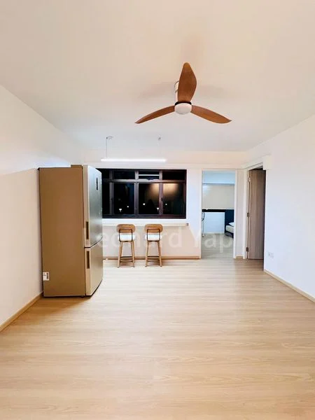 Common Room (HDB) for Rent in  589B Montreal Drive - Image 1