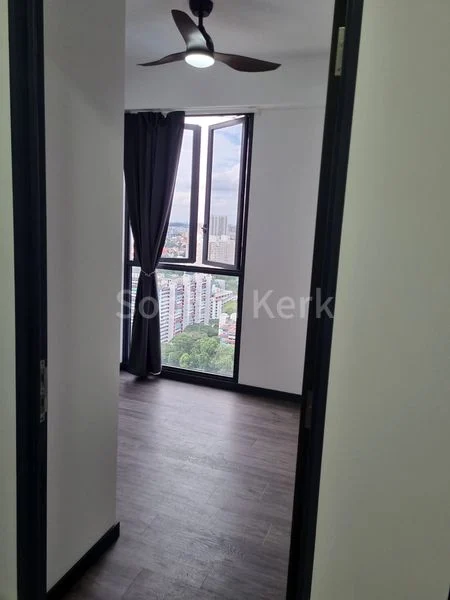 2 Bed Condo for Rent in  Gem Residences - Image 5